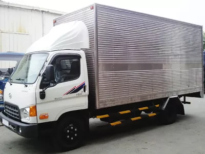 Dịch vụ THAY KÍNH XE tải Hyundai 5 tấn tận nơi tại HCM